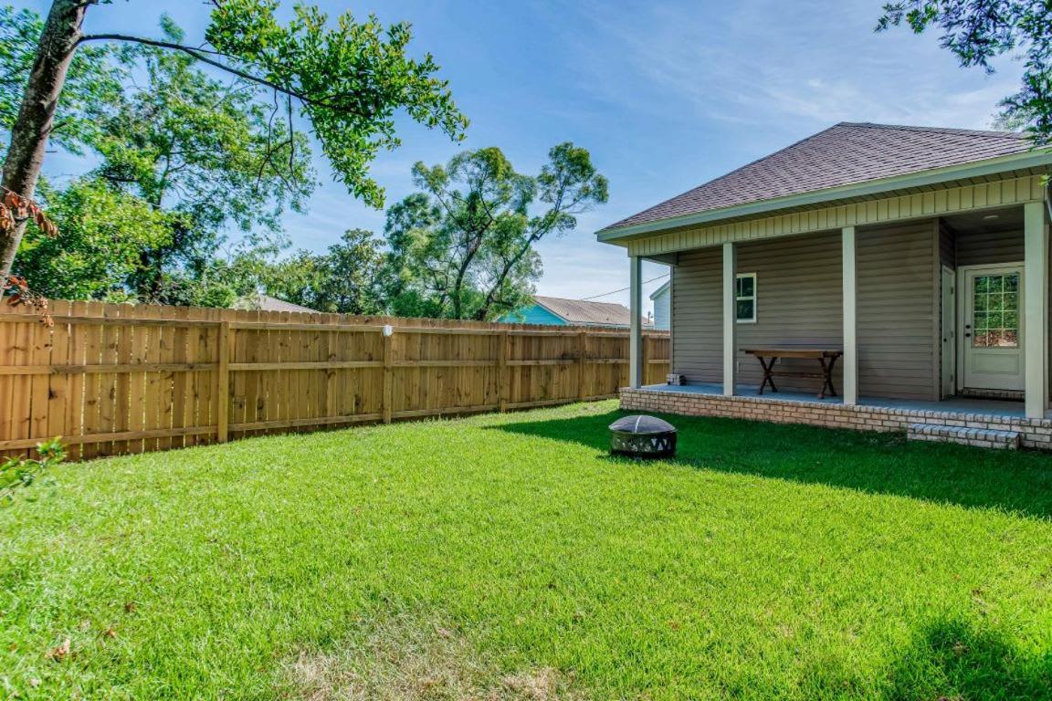 Beach Flow Bungalow-Mins To Downtown-Dining-Base Pensacola Dış mekan fotoğraf