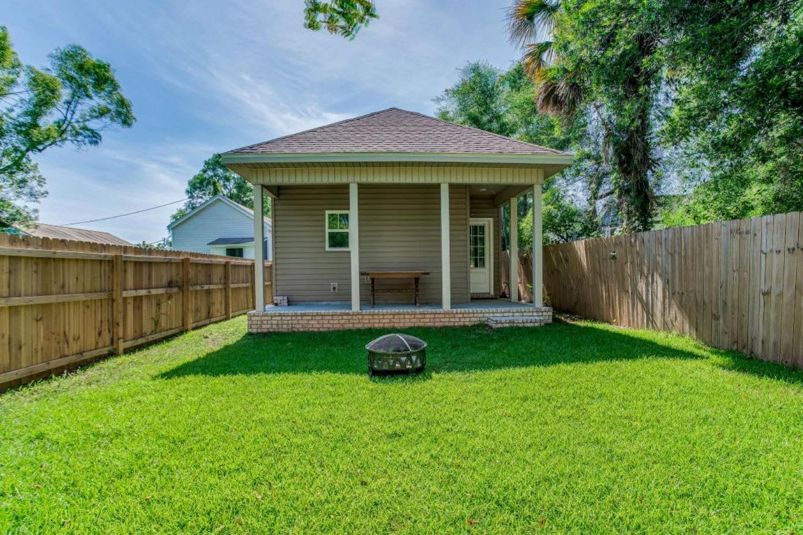 Beach Flow Bungalow-Mins To Downtown-Dining-Base Pensacola Dış mekan fotoğraf