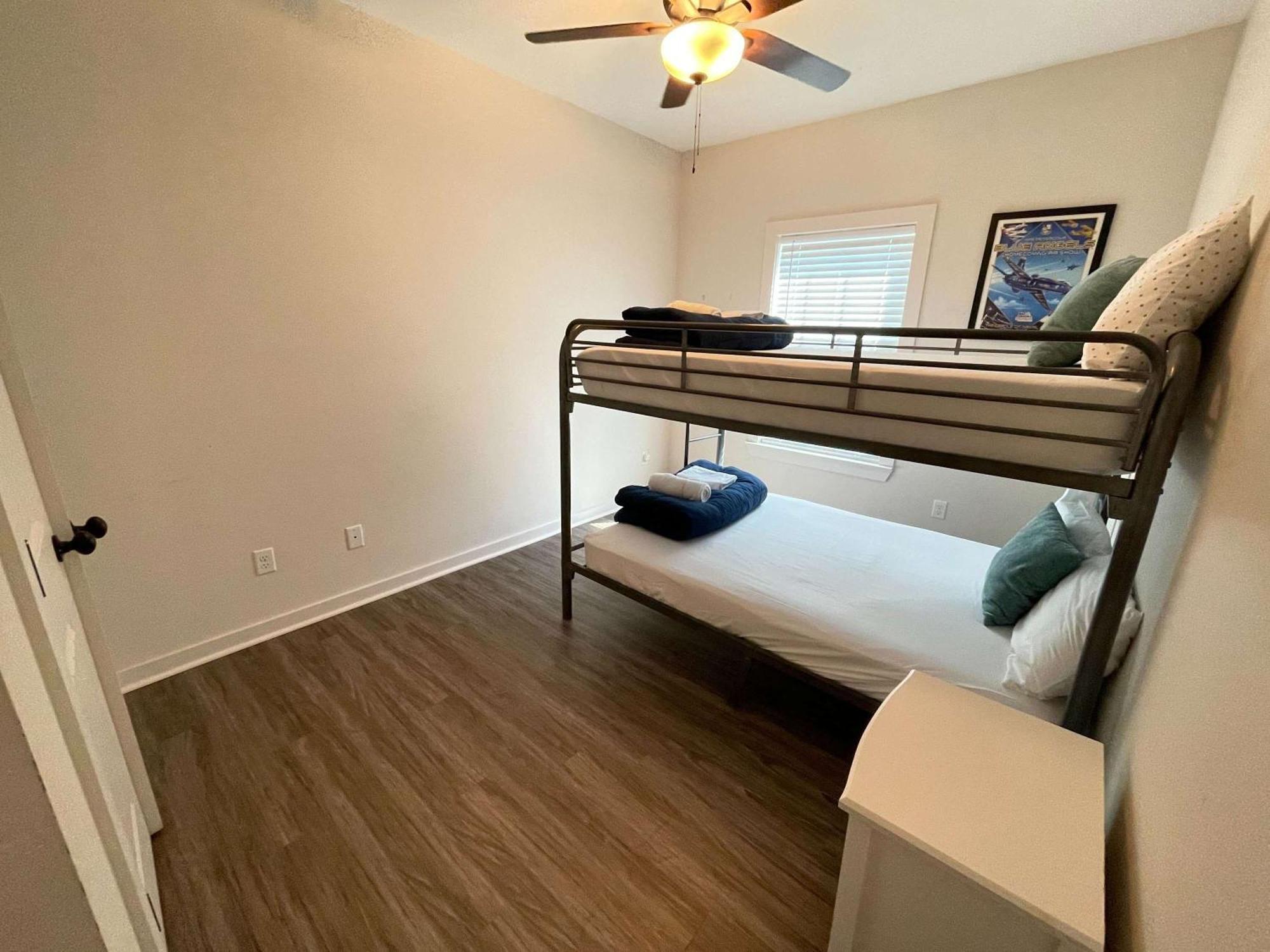 Beach Flow Bungalow-Mins To Downtown-Dining-Base Pensacola Dış mekan fotoğraf